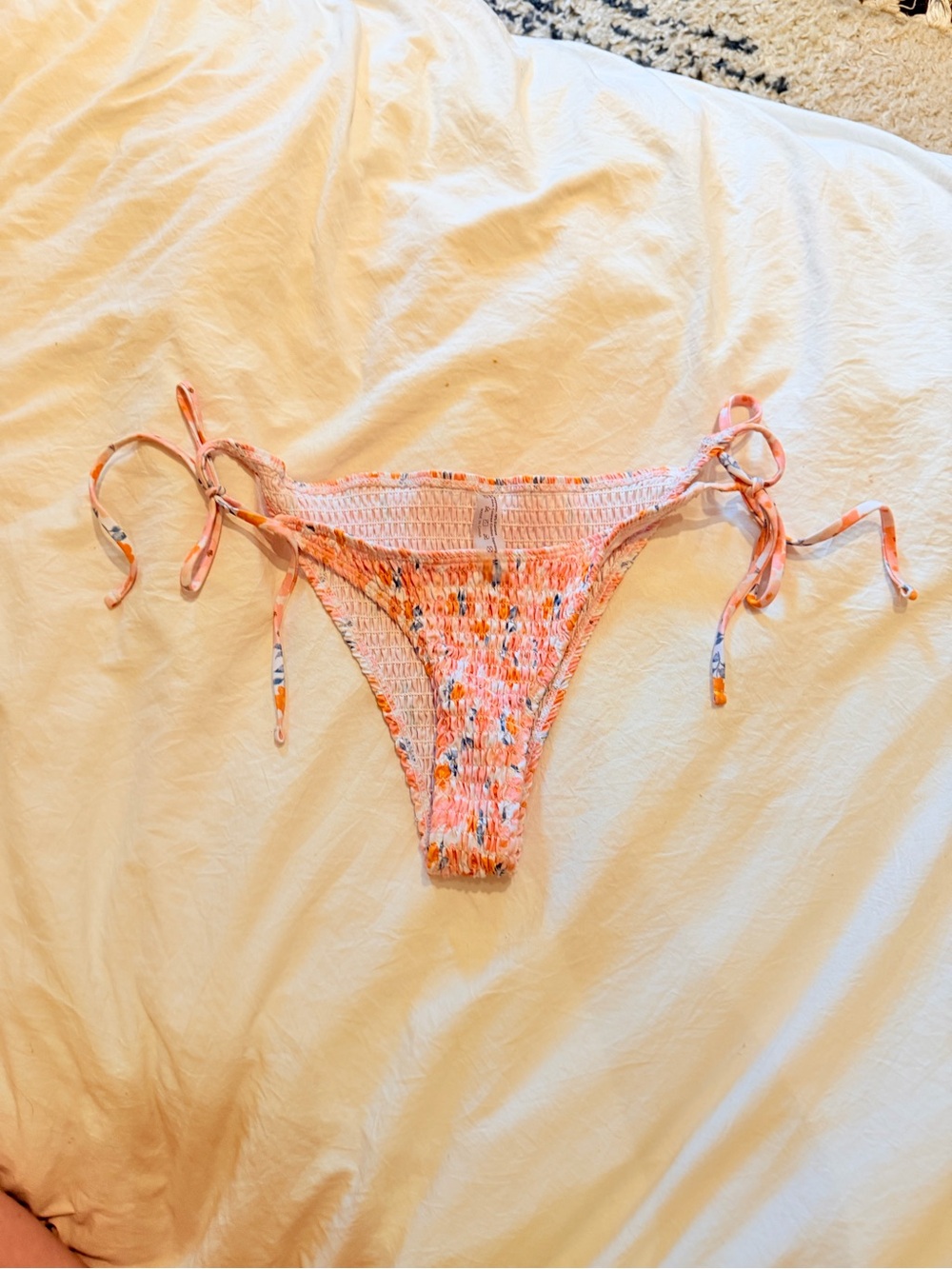 smocked tie bikini bottoms medium
